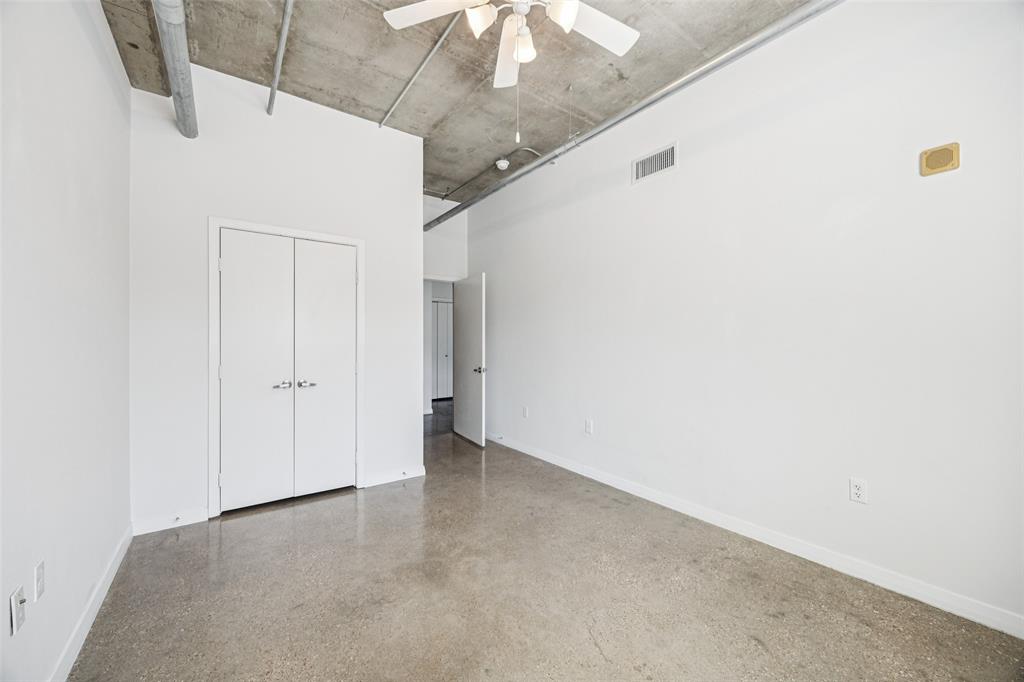 1001 Belleview Street, Unit 303 Dallas, TX 75215 - Photo 11 of 21