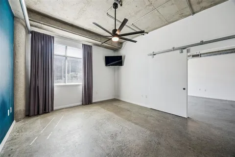 $350,000 | 1001 Belleview Street, Unit 303, Dallas, TX 75215