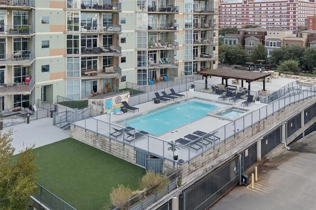 $350,000 | 1001 Belleview Street, Unit 303, Dallas, TX 75215