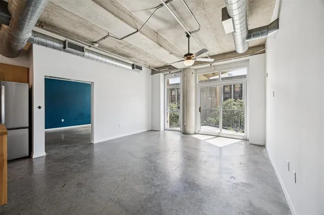 $350,000 | 1001 Belleview Street, Unit 303, Dallas, TX 75215