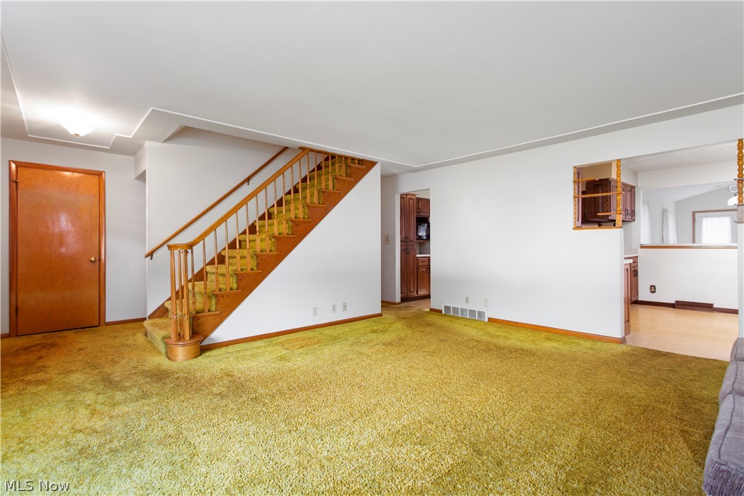 7011 Murray Ridge Road Elyria, OH 44035 - Photo 3 of 33 Gallery Image 3