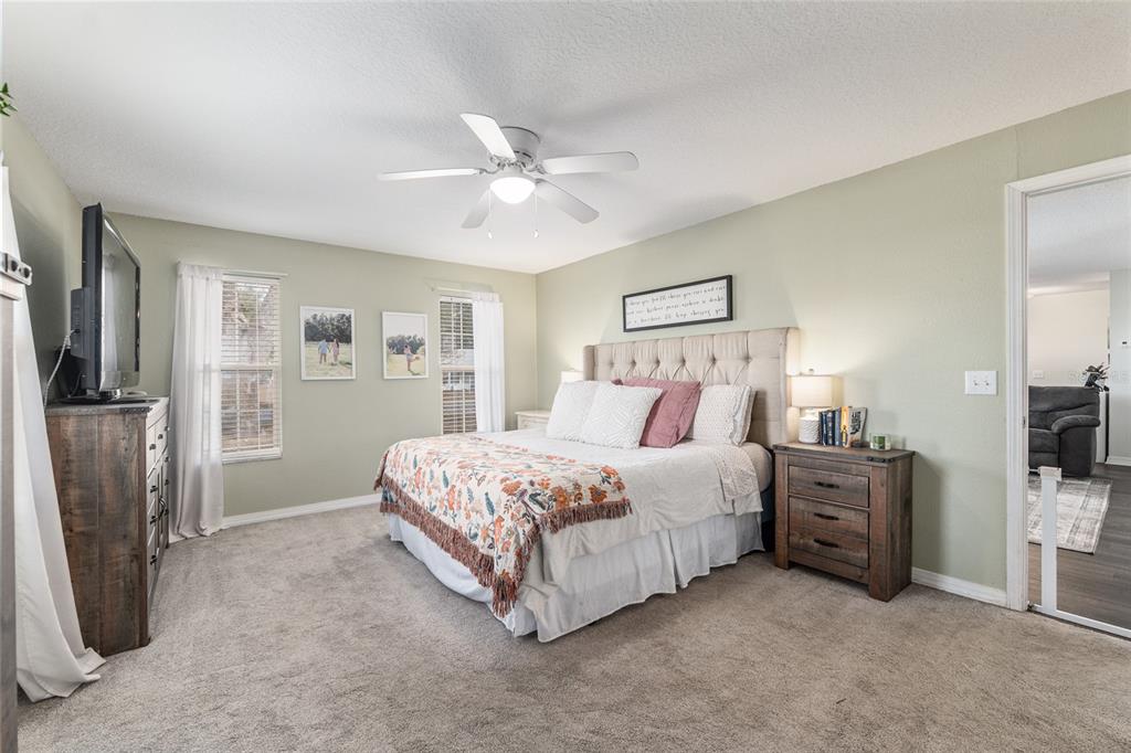 8306 Southwest 100th Lane Road Ocala, FL 34481 - Photo 10 of 67