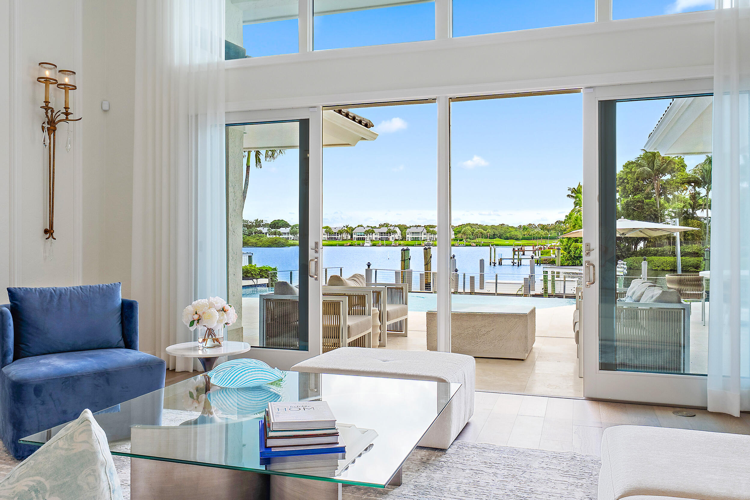 121 Commodore Drive Jupiter, FL 33477 - Photo 11 of 56 Living View