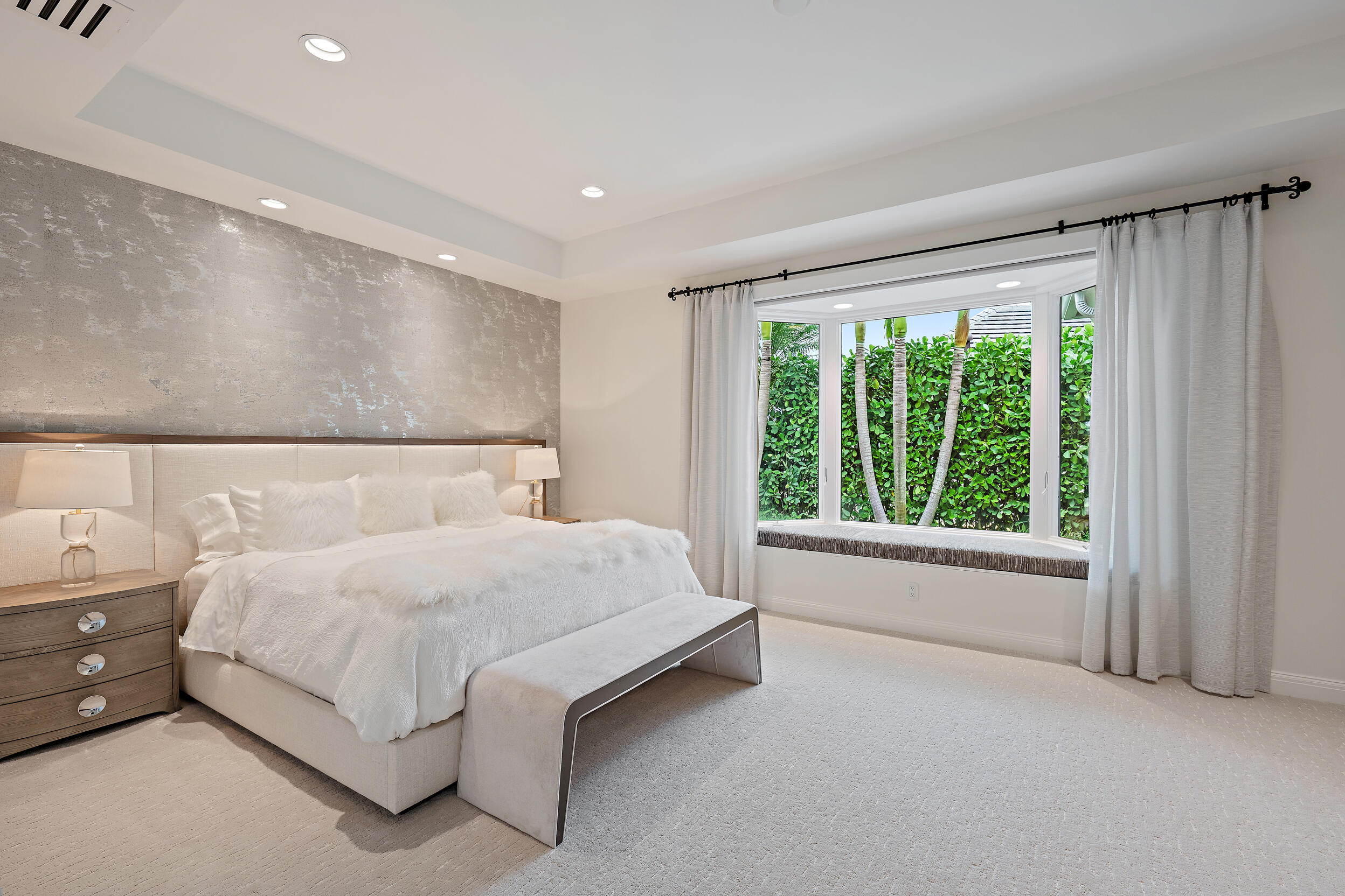 121 Commodore Drive Jupiter, FL 33477 - Photo 26 of 56 Guest Bedroom
