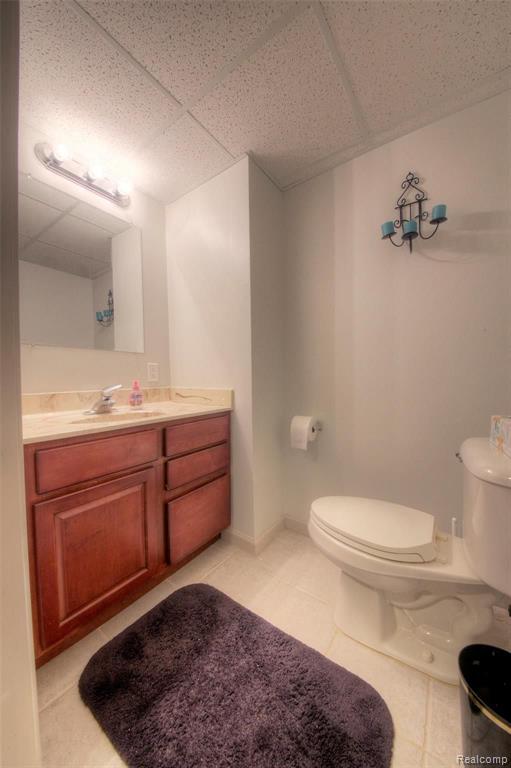 46559 Inverness Road Canton, MI 48188 - Photo 44 of 48