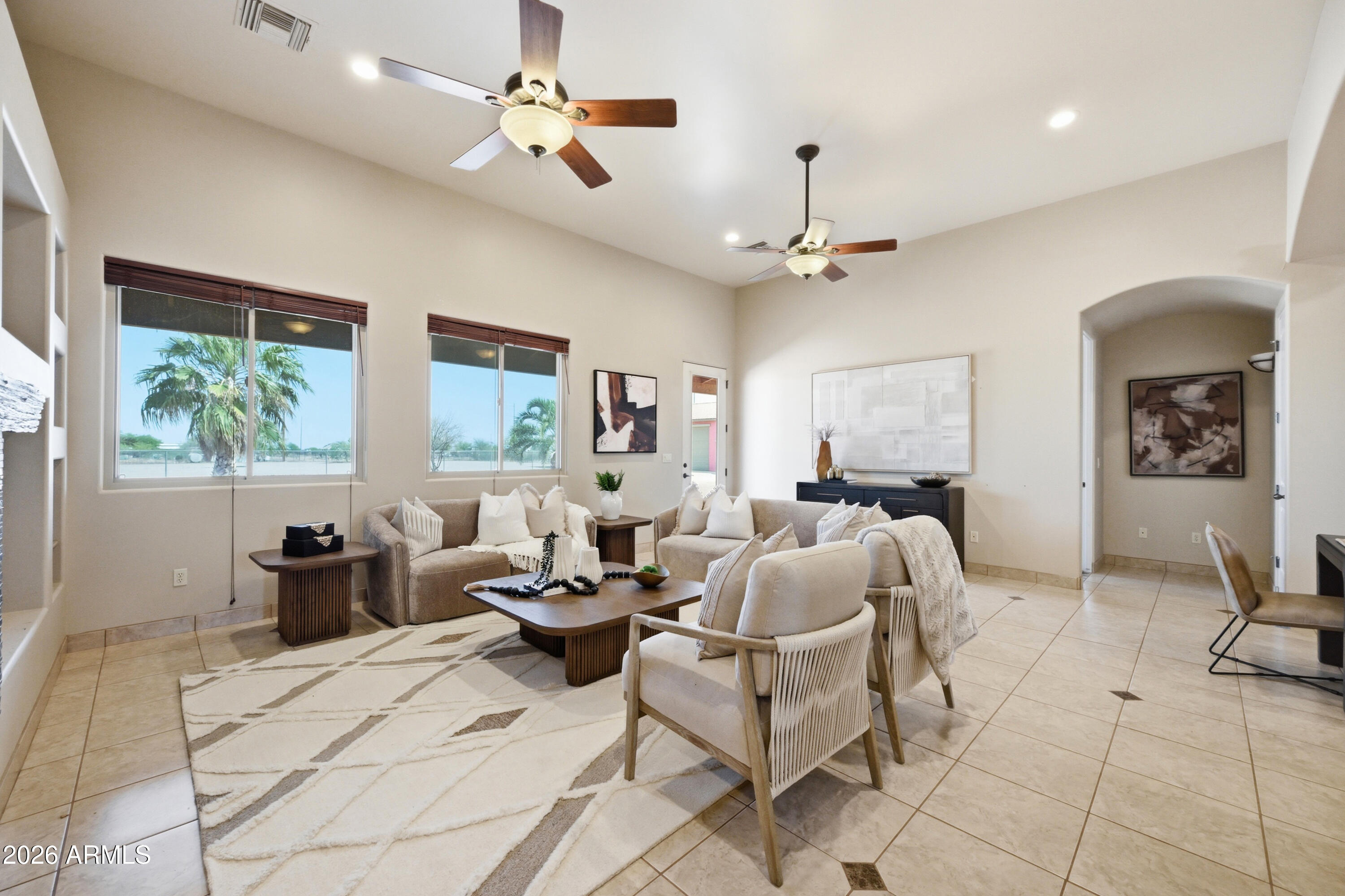 8679 North Warren Road Maricopa, AZ 85139 - Photo 6 of 42 DSC_0461