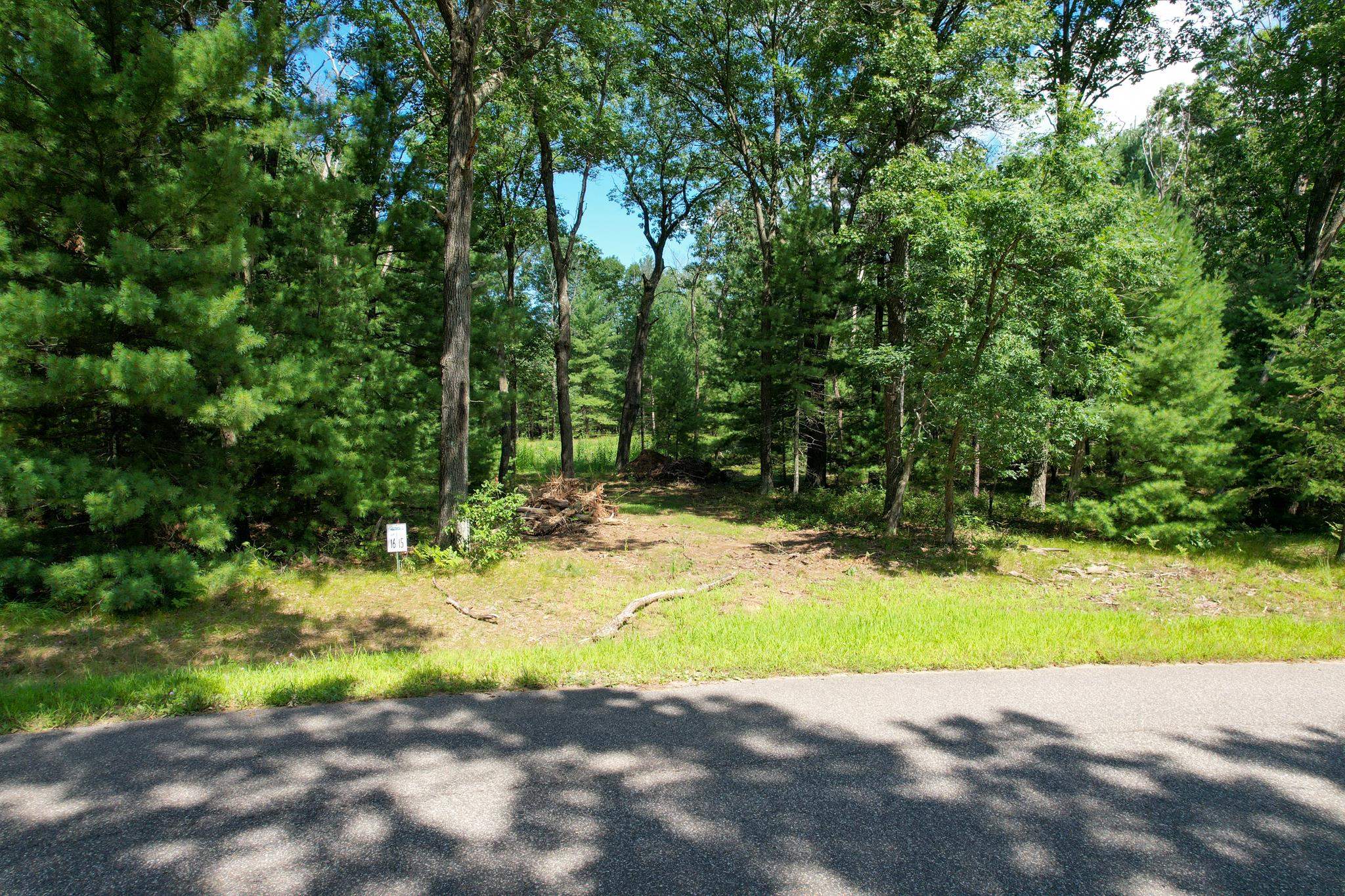 L15 Czech Friendship, WI 53934 - Photo 3 of 28