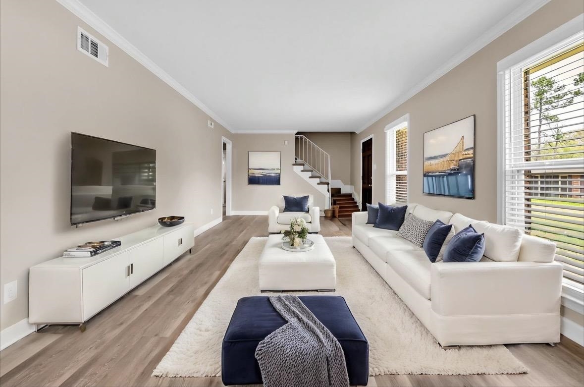 1649 Babs Road Memphis, TN 38116 - Photo 18 of 20 a living room with furniture and a flat screen tv