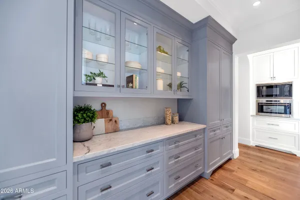 $9,245,000 | 5446 East Exeter Boulevard, Phoenix, AZ 85018