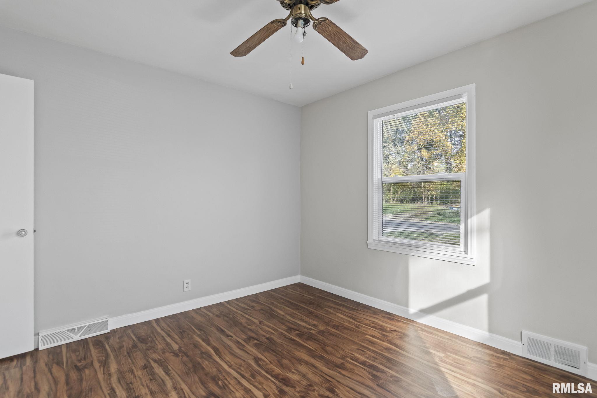 2322 Grandview Avenue Springfield, IL 62702 - Photo 19 of 24