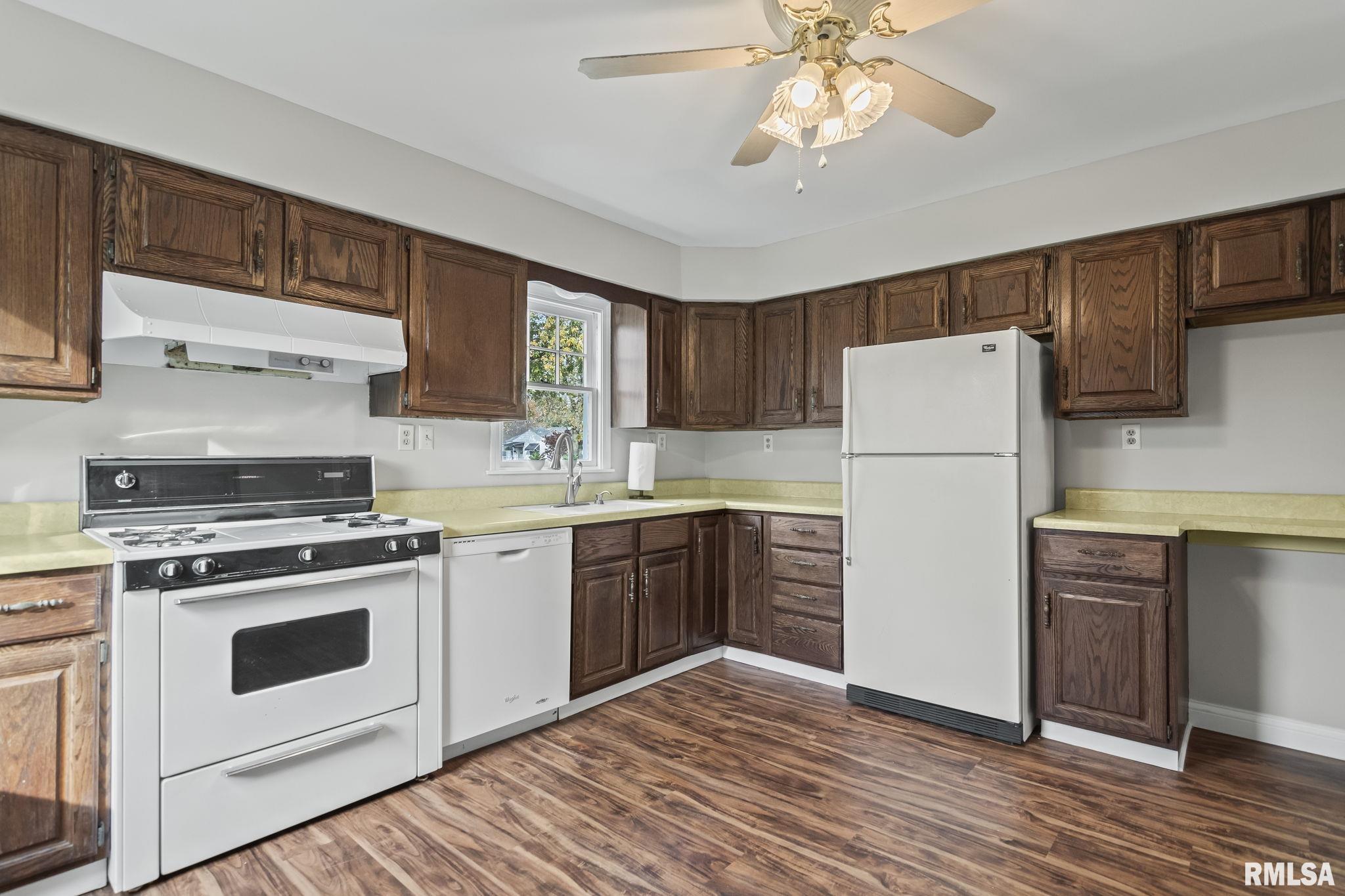 2322 Grandview Avenue Springfield, IL 62702 - Photo 8 of 24
