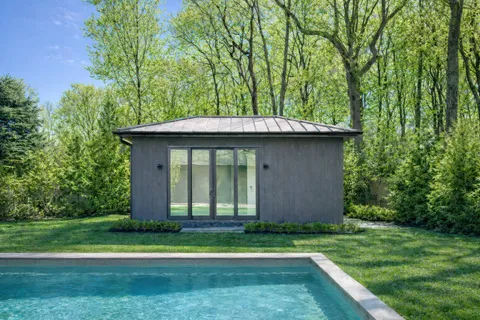 $3,795,000 | 6 Joseph Francis Boulevard, Sag Harbor, NY 11963