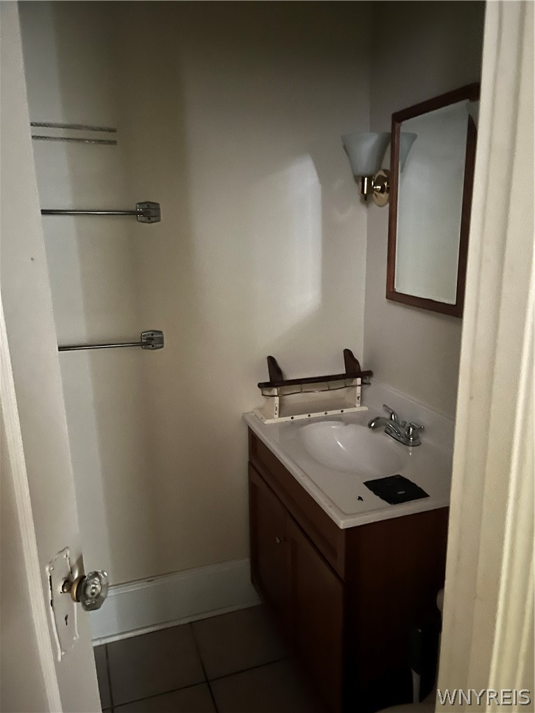 283 High Street Lockport City, NY 14094 - Photo 11 of 15 UNIT ONE