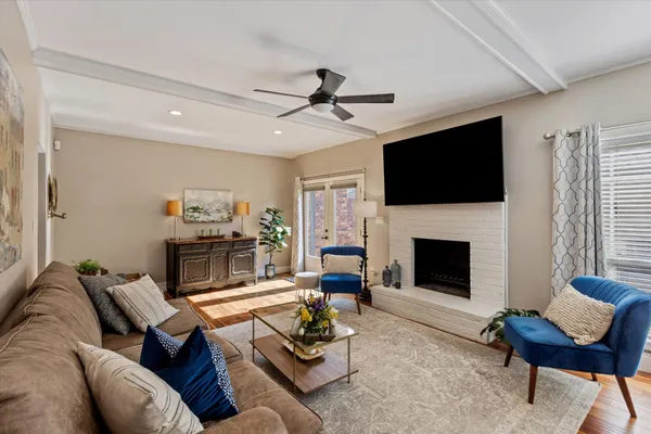 $350,000 | 1834 Hunters Creek Drive, Memphis, TN 38138