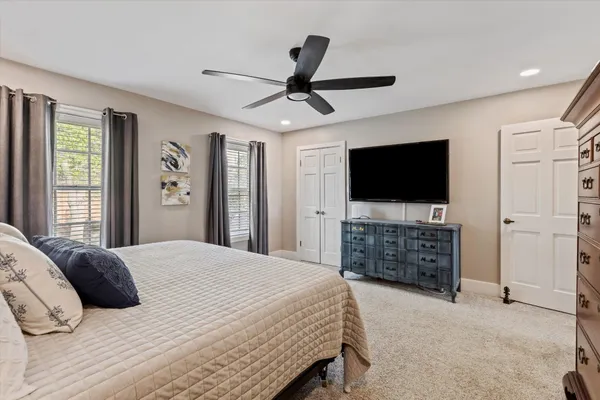 $350,000 | 1834 Hunters Creek Drive, Memphis, TN 38138