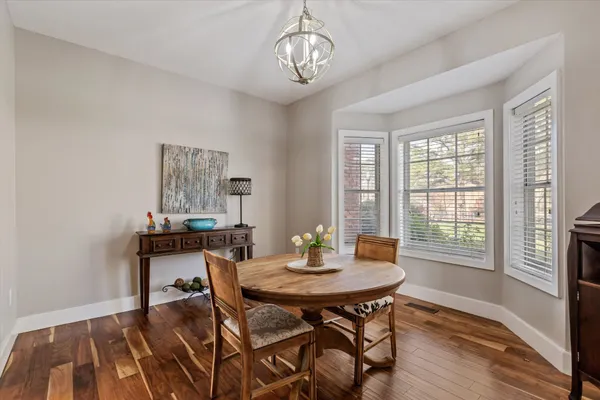 $350,000 | 1834 Hunters Creek Drive, Memphis, TN 38138