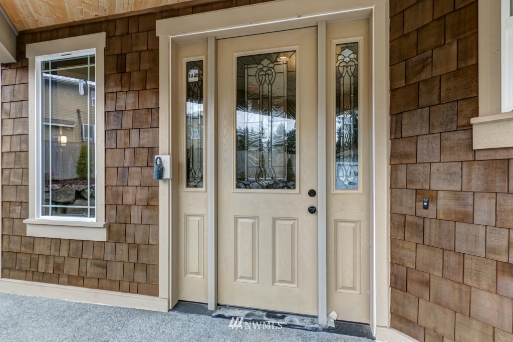8721 Main Street Edmonds, WA 98026 - Photo 2 of 9 Gallery Image 2