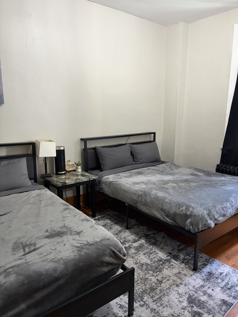 441 East 42nd Street Chicago, IL 60653 - Photo 17 of 41