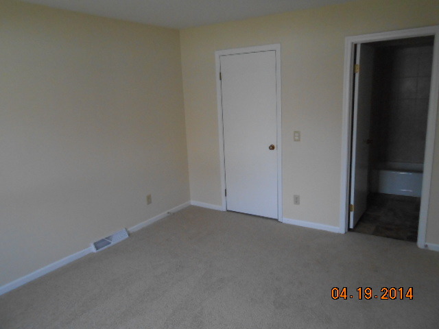 90 Long Beach Road Montgomery, IL 60538 - Photo 11 of 13 a view of room