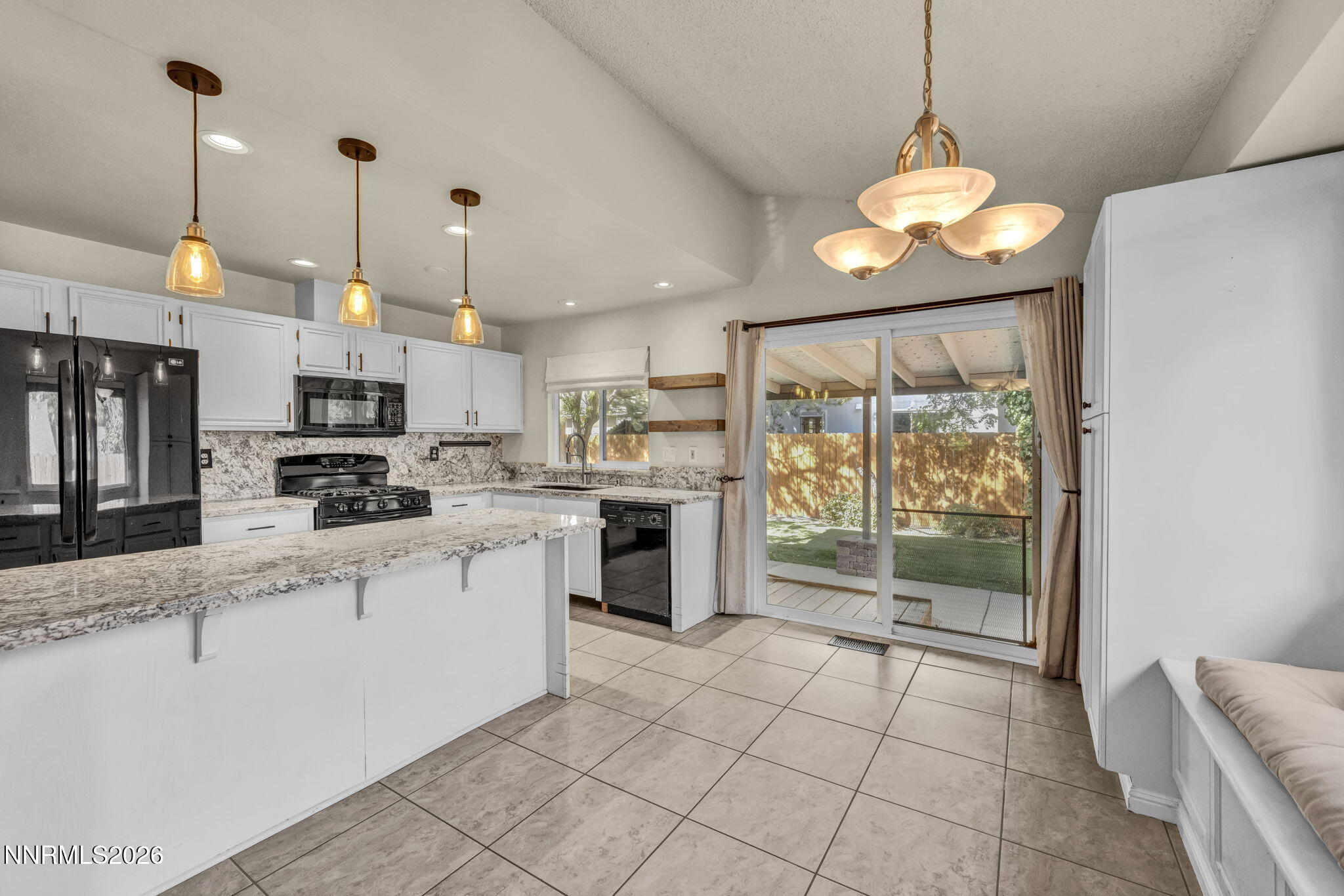 26-web-or-mls-1111-mcgee-dr