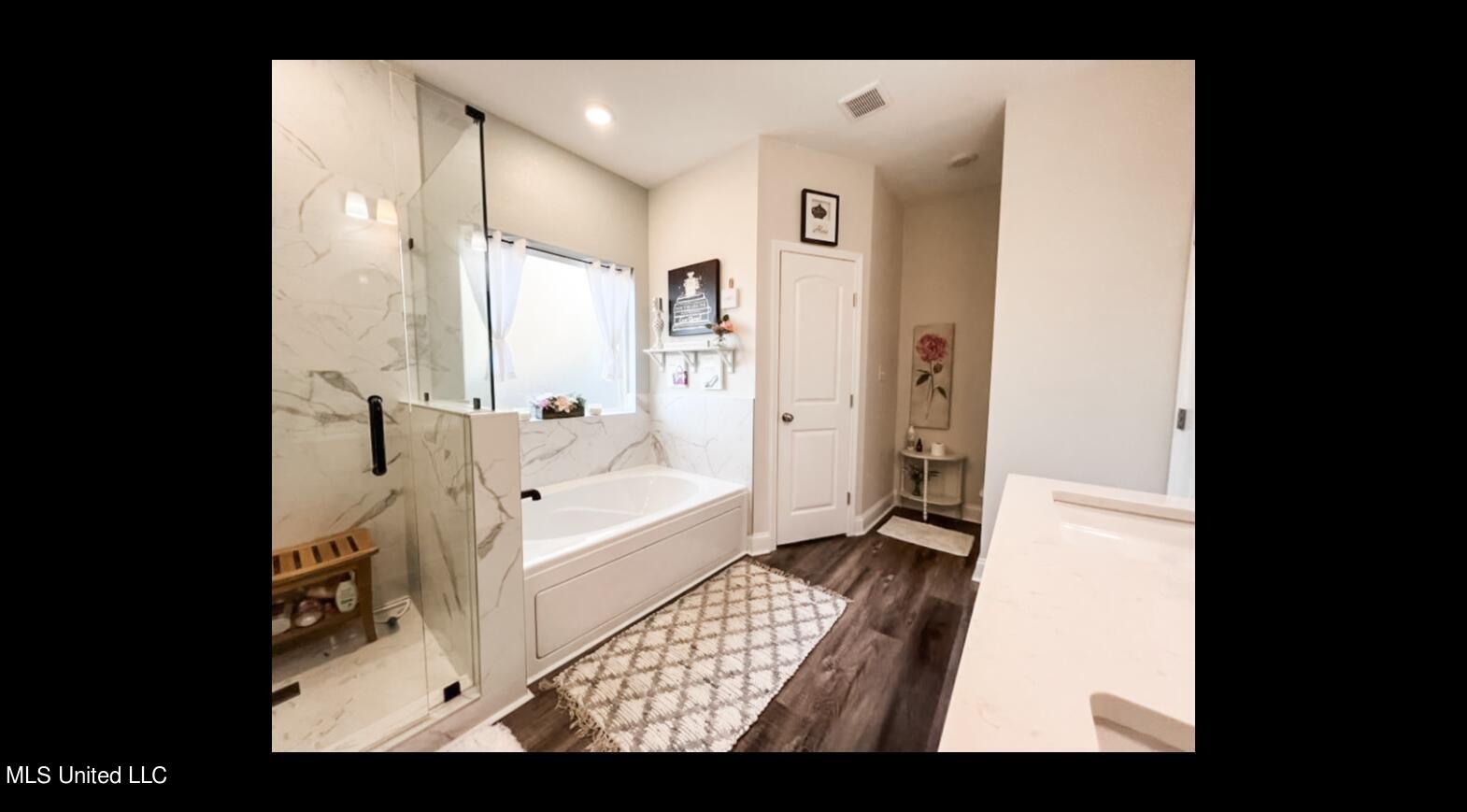 110 Rue St Germaine Carriere, MS 39426 - Photo 12 of 19 Master Bath