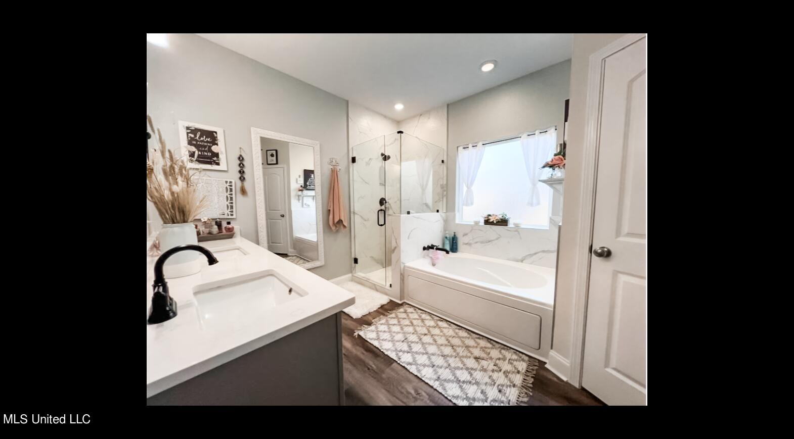 110 Rue St Germaine Carriere, MS 39426 - Photo 13 of 19 Master Bath