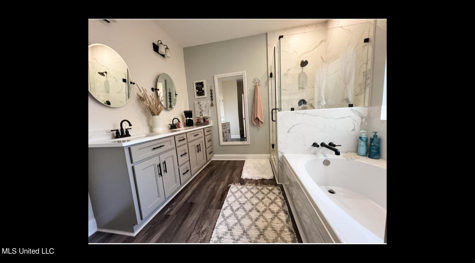 110 Rue St Germaine Carriere, MS 39426 - Photo 15 of 19 Master Bath Closet Angle