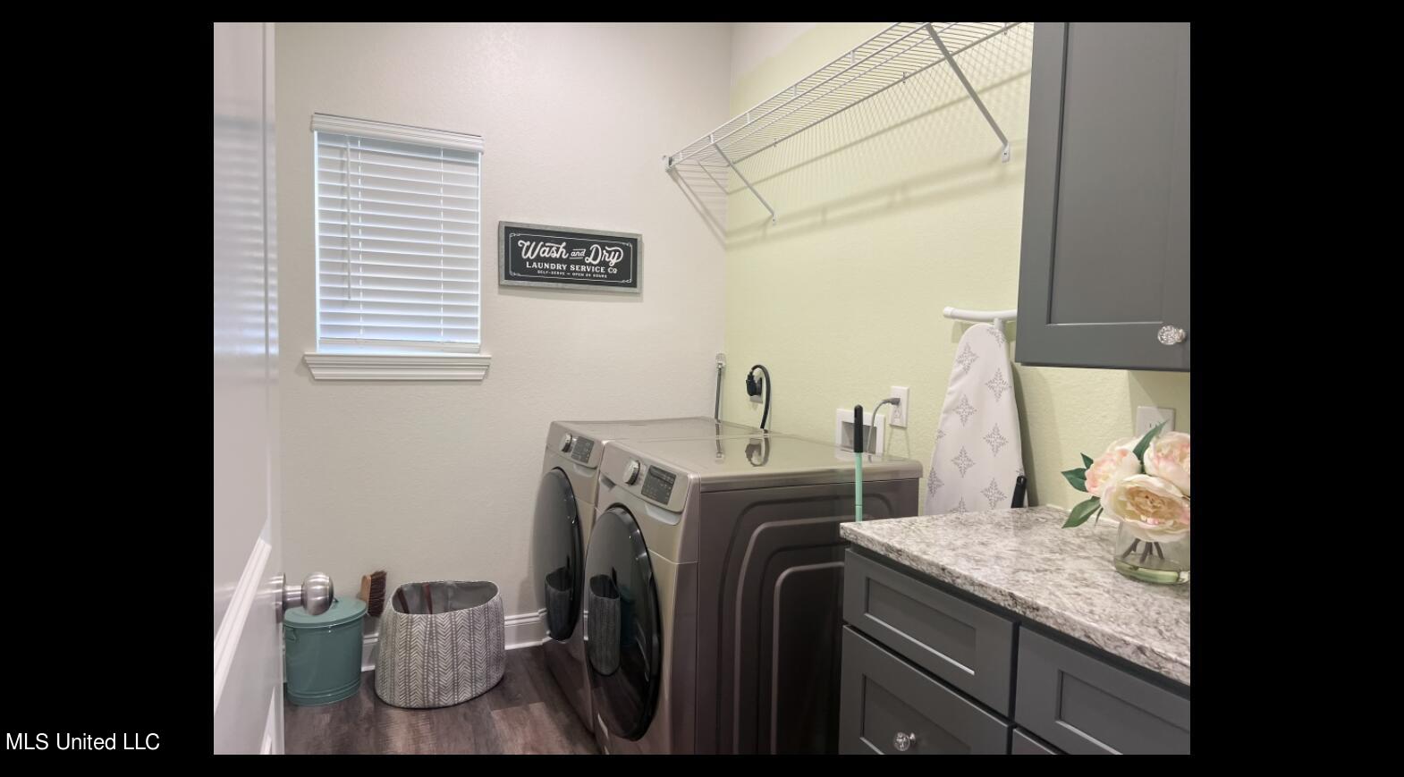 110 Rue St Germaine Carriere, MS 39426 - Photo 7 of 19 Laundry