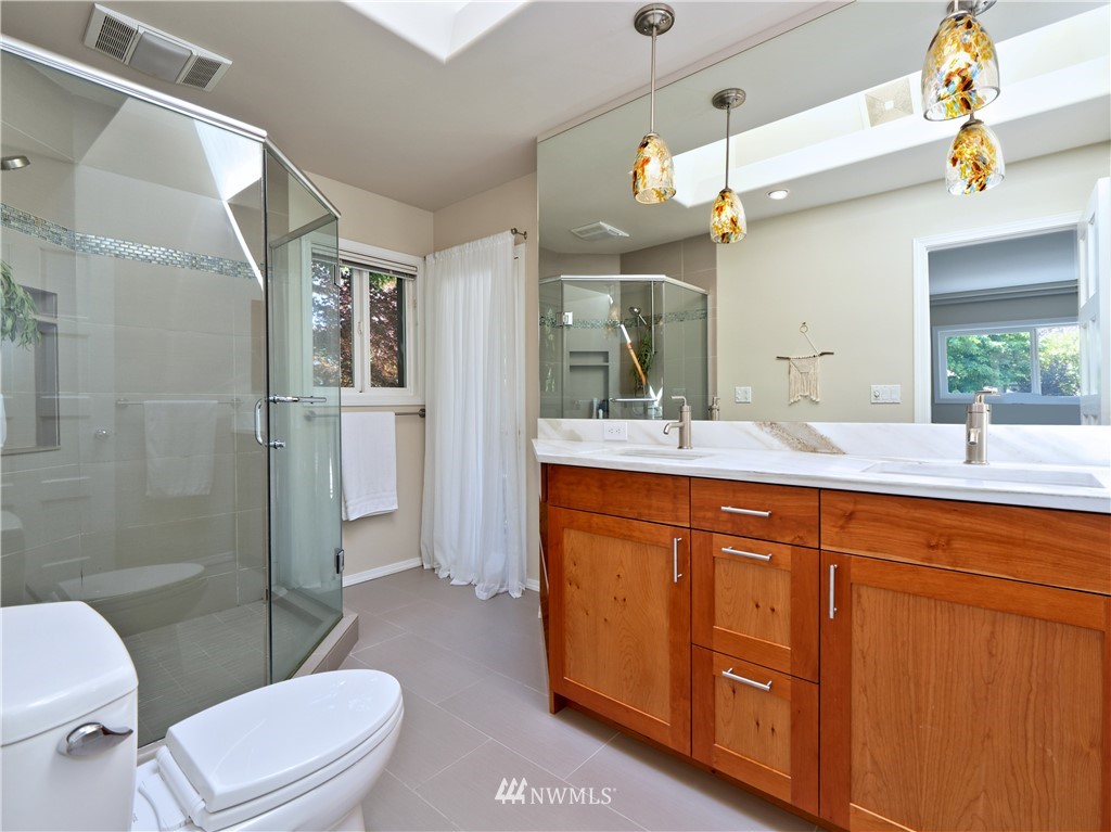 960 Edmonds Street Edmonds, WA 98020 - Photo 17 of 35