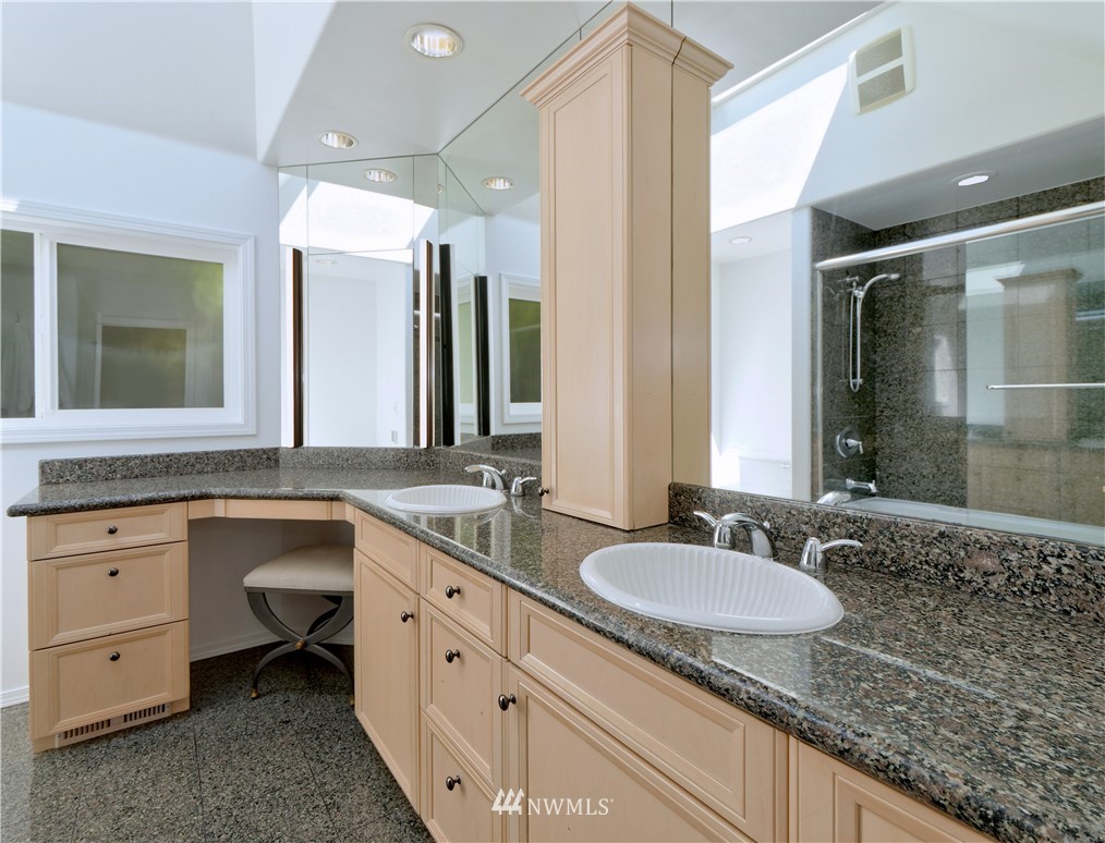 960 Edmonds Street Edmonds, WA 98020 - Photo 18 of 35