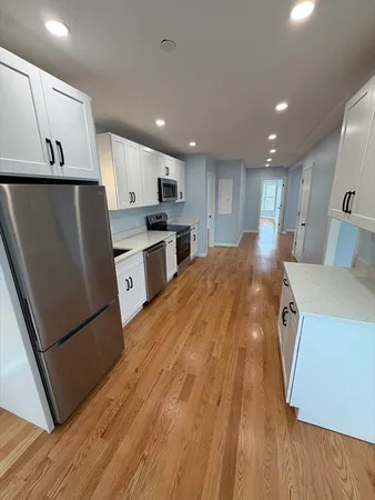 $3,000 | 57 Oak Island Street, Unit 2, Revere, MA 02151