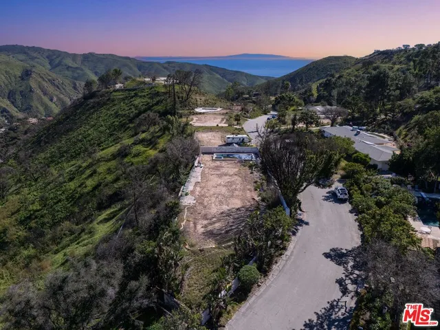 $1,480,000 | 1712 Manzanita Park Avenue, Malibu, CA 90265