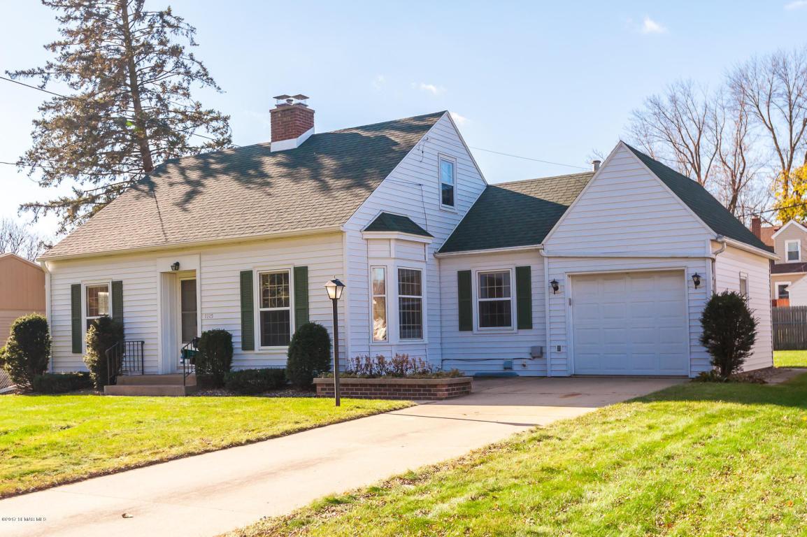 1015 9th Avenue Northwest Rochester, MN 55901 - Photo 1 of 1
