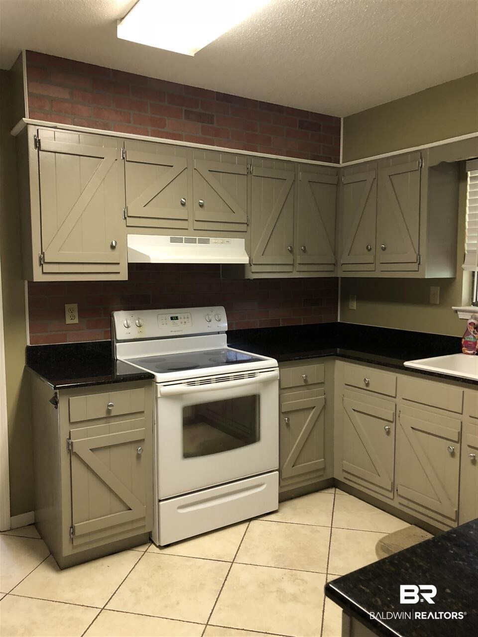 34825 Pond Road Stapleton, AL 36578 - Photo 11 of 28 Kitchen