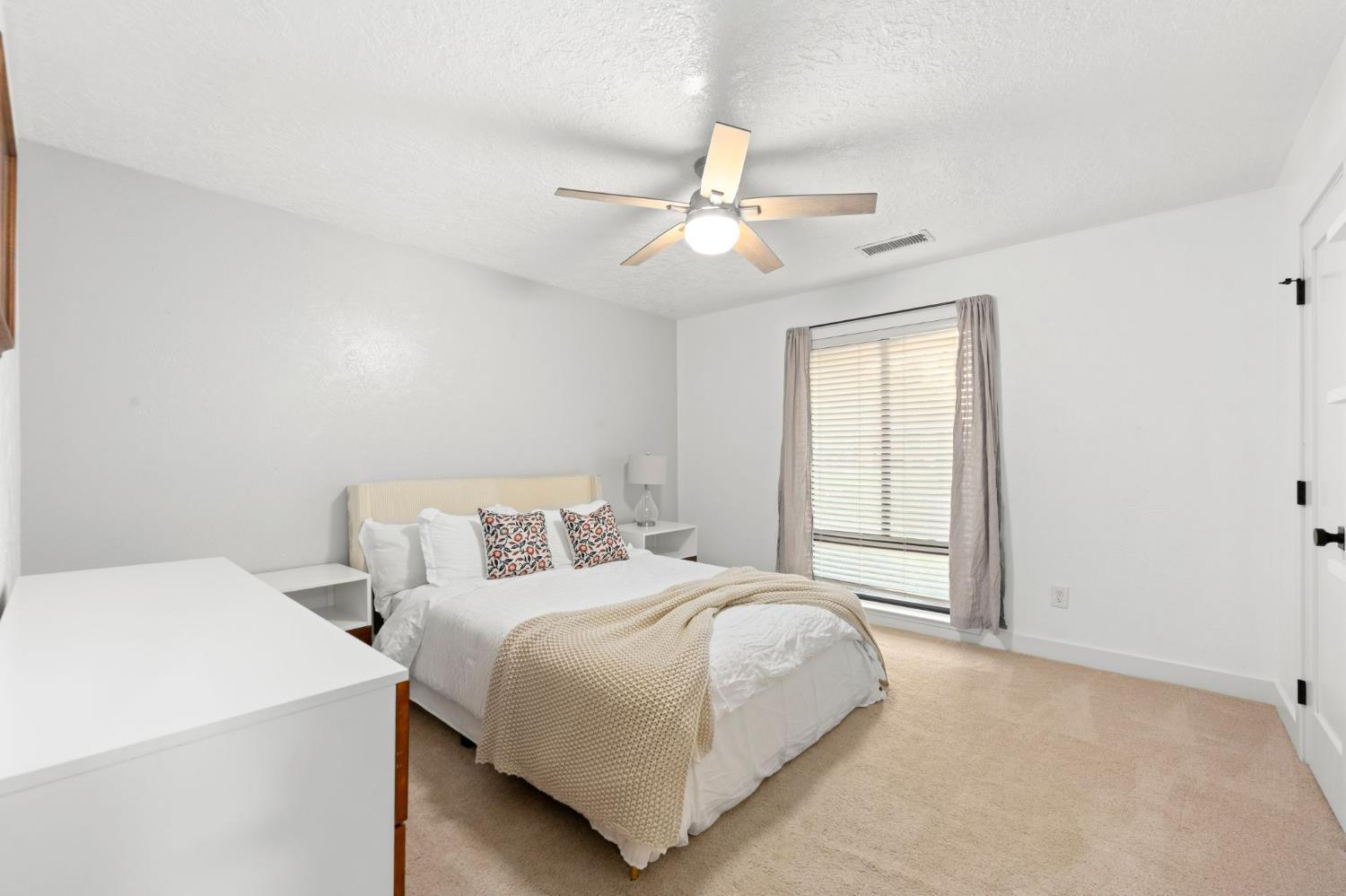 2965 Marco Way Carmichael, CA 95608 - Photo 23 of 45