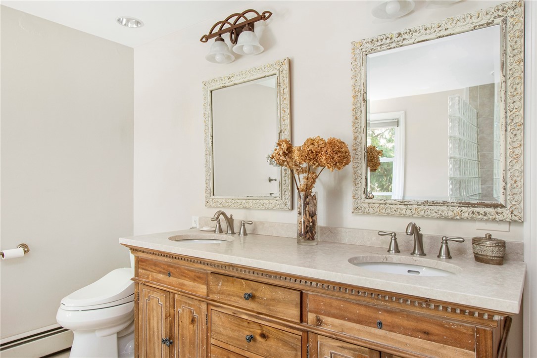 101 Glen Ridge Road Cranston, RI 02920 - Photo 26 of 40