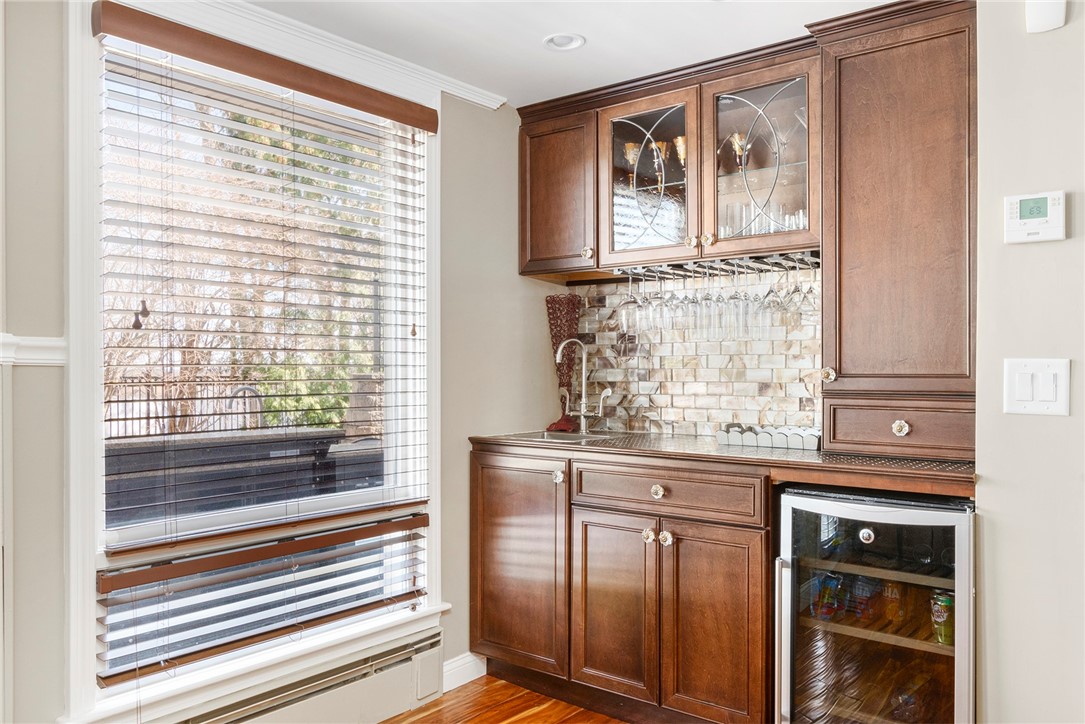 101 Glen Ridge Road Cranston, RI 02920 - Photo 32 of 40