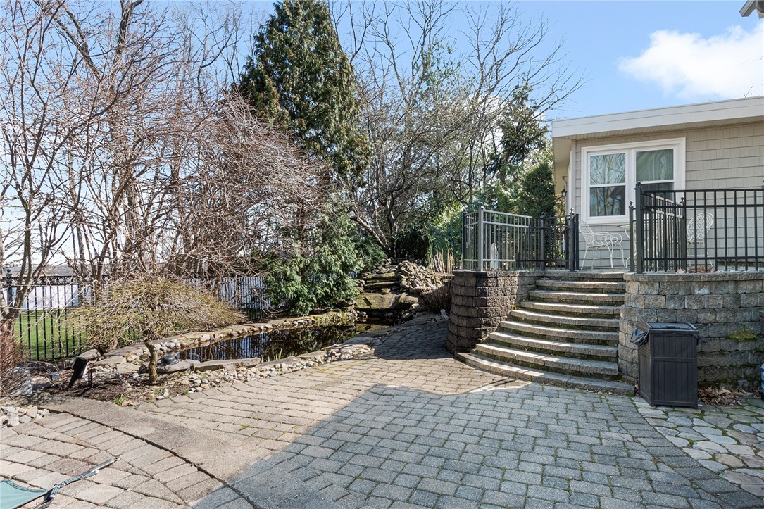 101 Glen Ridge Road Cranston, RI 02920 - Photo 38 of 40