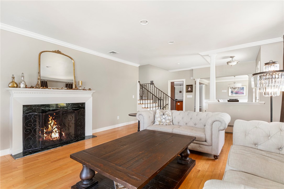 101 Glen Ridge Road Cranston, RI 02920 - Photo 8 of 40