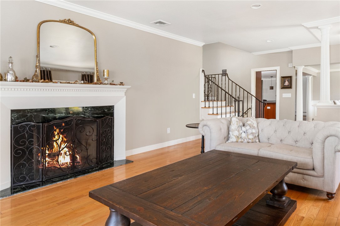101 Glen Ridge Road Cranston, RI 02920 - Photo 9 of 40