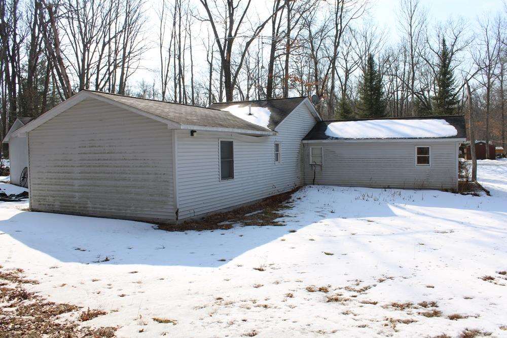 2330 Bonnie Mae Road Harrison, MI 48625 - Photo 14 of 16