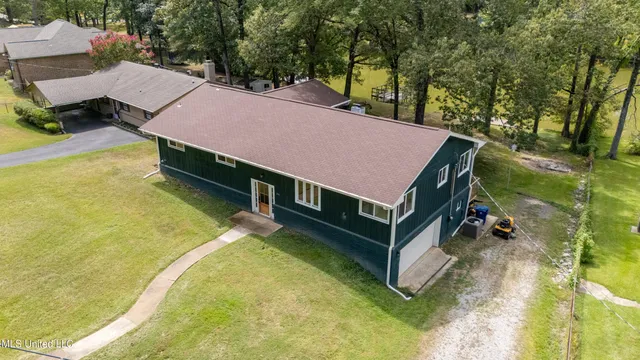 $374,900 | 8701 Bobwhite Drive, Hernando, MS 38632