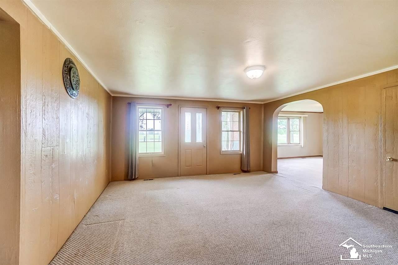5550 Dennison Road Dundee, MI 48131 - Photo 13 of 44