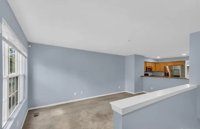 $2,000 | 1139 Beaver Run, Troy, MI 48083