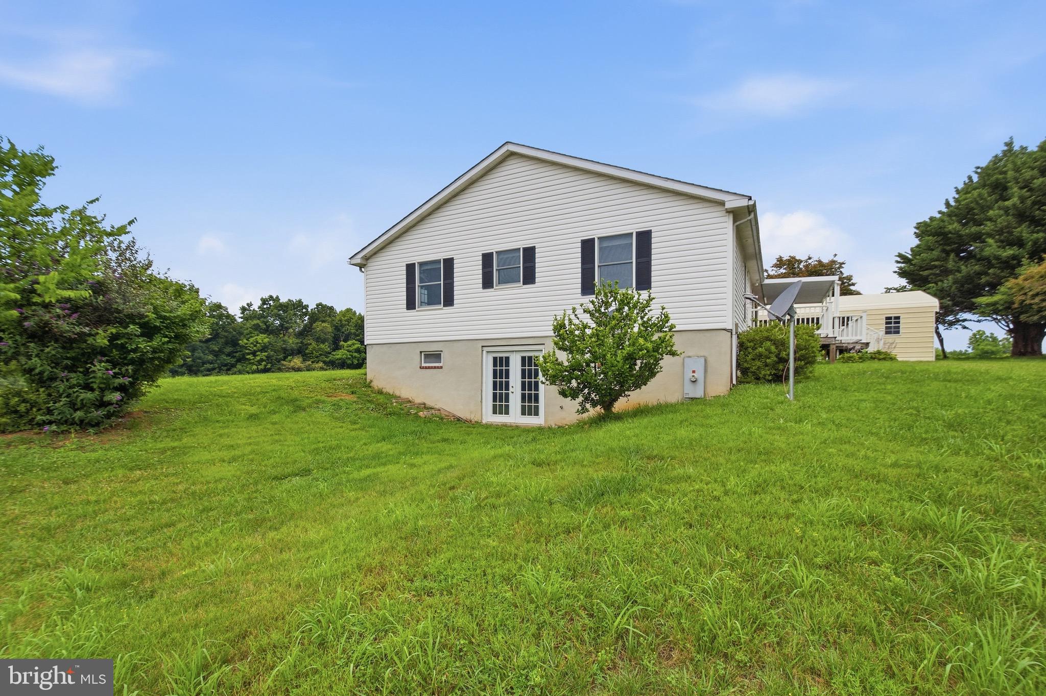 4407 Indian Run Road Amissville, VA 20106 - Photo 6 of 54