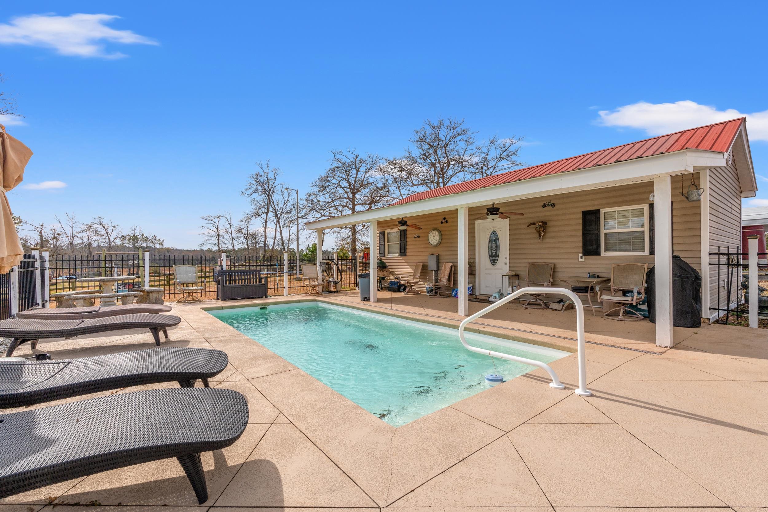 795 Dog Bluff Road Galivants Ferry, SC 29544 - Photo 5 of 26