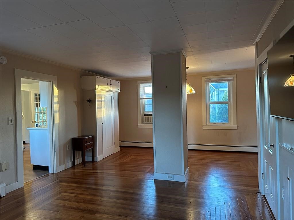 481 Oliphant Lane Middletown, RI 02842 - Photo 5 of 22