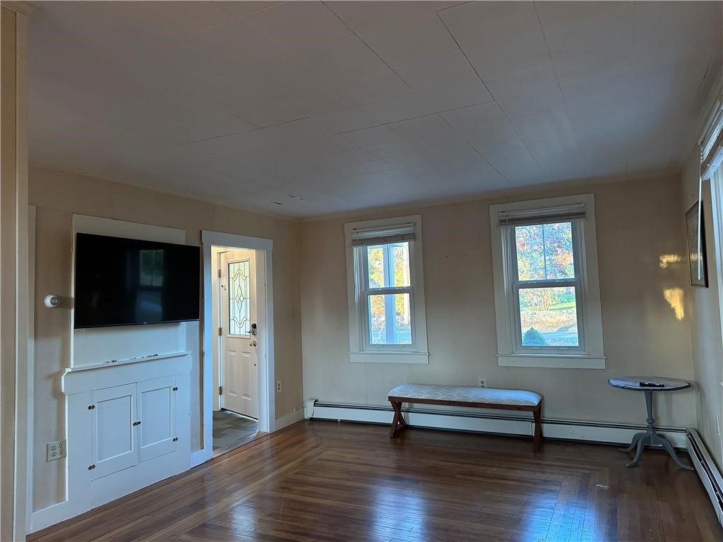 481 Oliphant Lane Middletown, RI 02842 - Photo 6 of 22