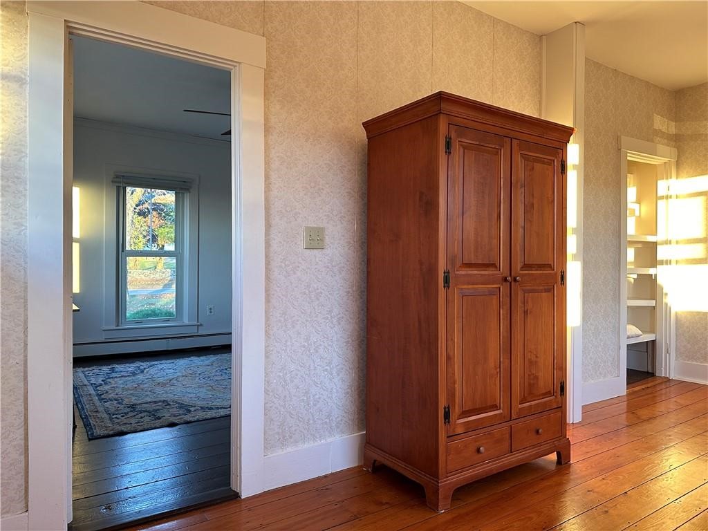 481 Oliphant Lane Middletown, RI 02842 - Photo 7 of 22