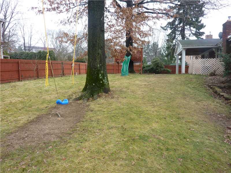 1989 Red Coach Road Allison Park, PA 15101 - Photo 15 of 18 Yard/Garden. This fabulous yard is surrounded by a six-foot privacy fence.
